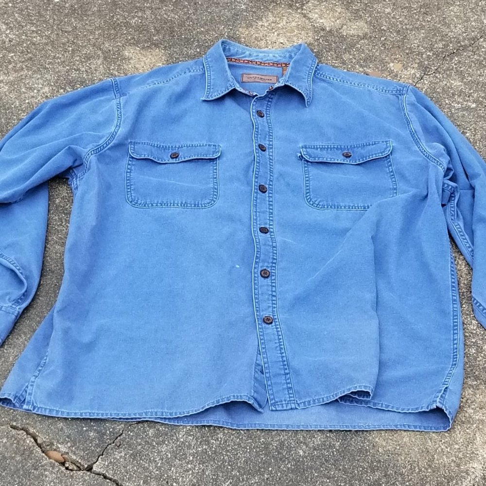 Clearwater Outfitters Blue button down shirt